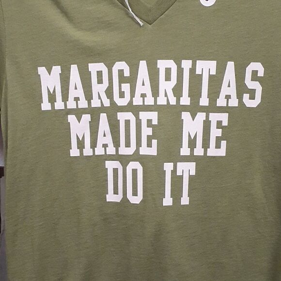 Set of 2- Margaritas made me do it green tee shirt - Picture 2 of 5